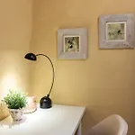 Cozy Hideaway In The Center