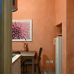 Cozy Hideaway In The Center Appartamento Firenze