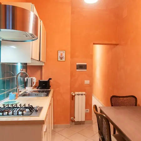 Cozy Hideaway In The Center Апартаменты