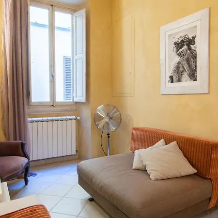Apartment Cozy Hideaway In The Center *